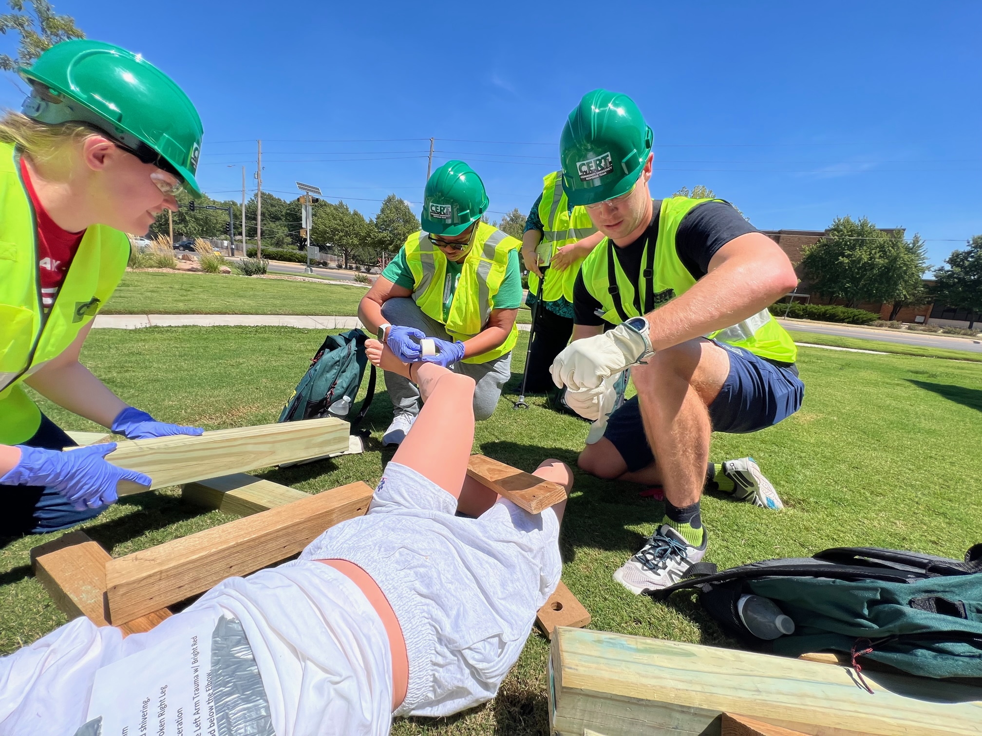 Participants of CERT training performing patient assessment during the exercise